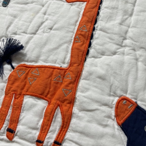 Potter Barn Kids White Navy Gray Orange Giraffe Print Crib Blanket 33” x 47” - Picture 7 of 8